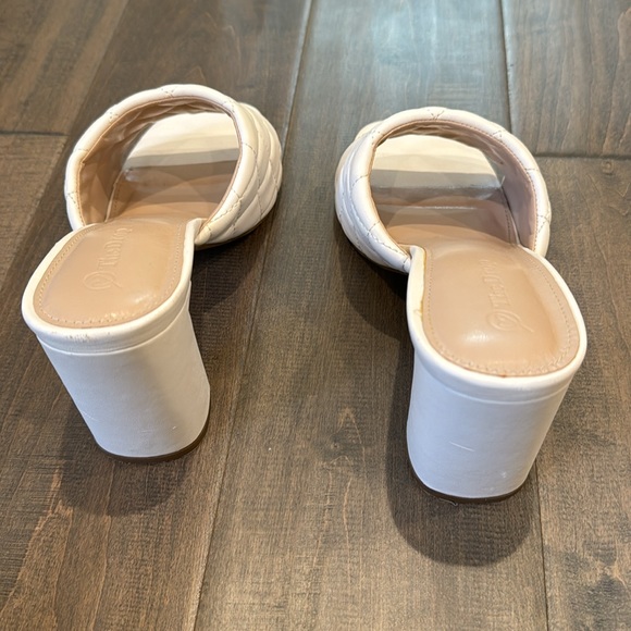 The Drop by Amazon Heels - Picture 3 of 4